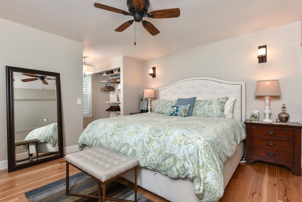 HomePage_FurnishedApartmentsSublet_Property14_03-Crest-3-LR2_s.jpg HomePage_FurnishedApartmentsSublet_Property14_03-Crest-3-LR2_s.jpg